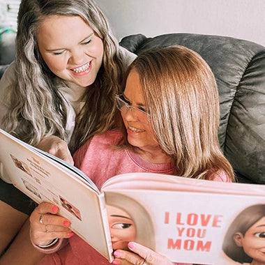 Daughter and mom reading I Love You Mom, the best gift for your mom